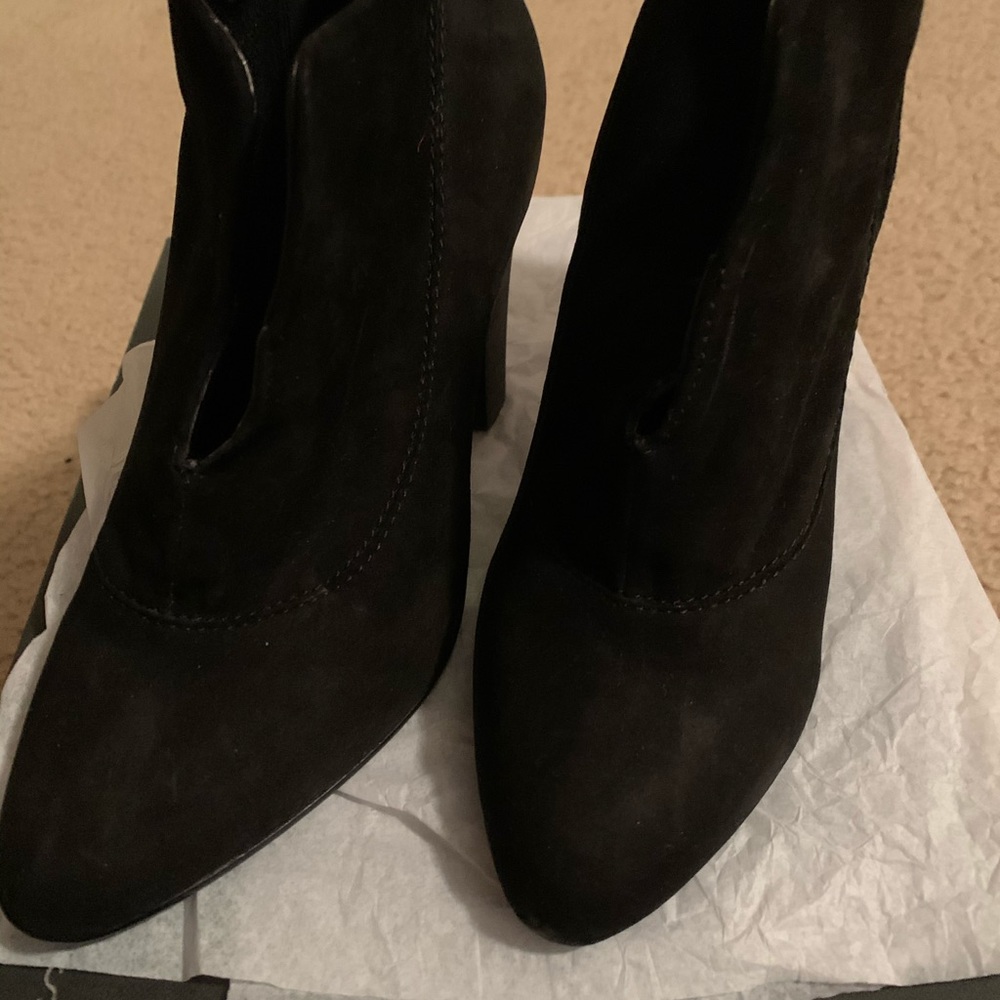 Steven by Steve Madden black suede bootie